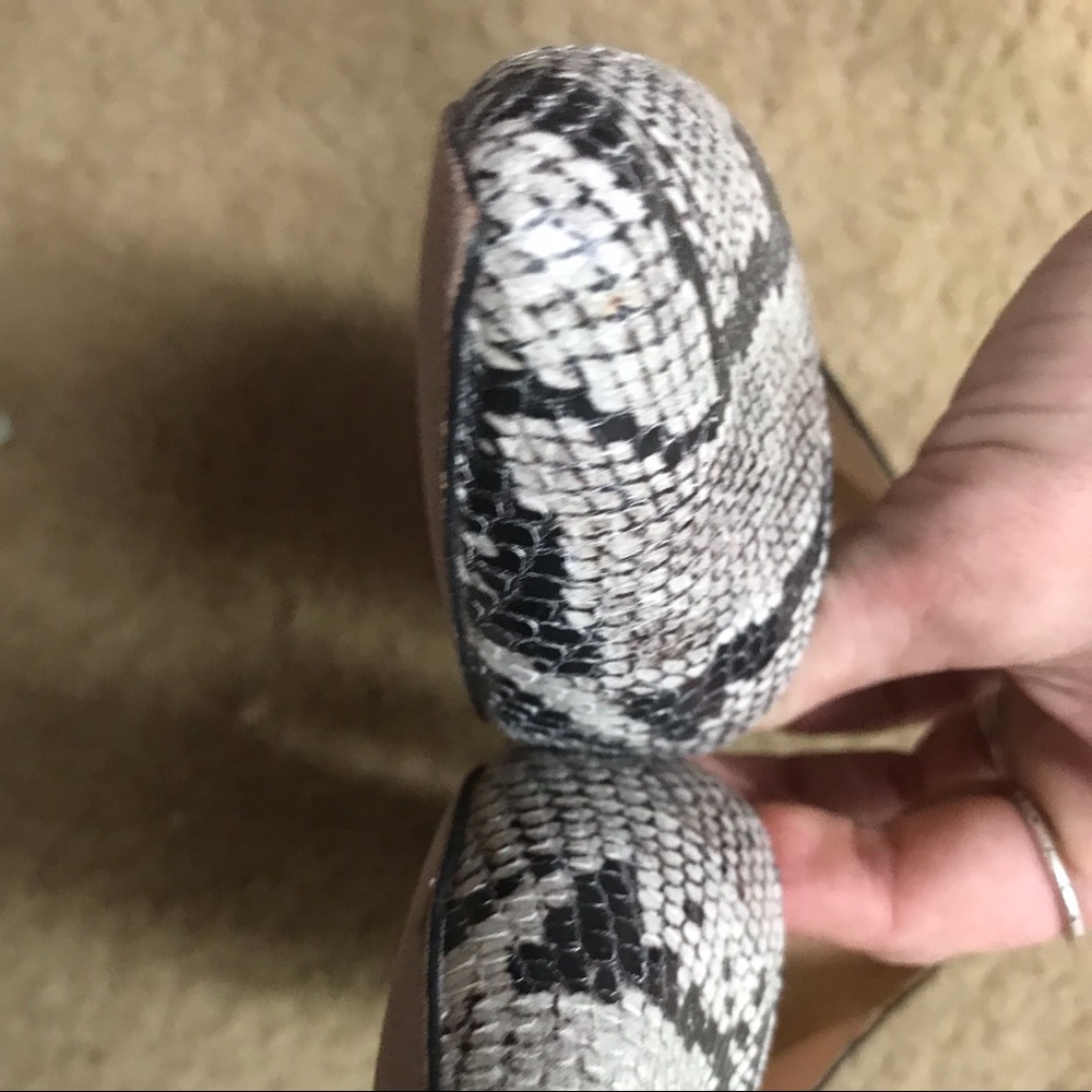 Cole Haan Flats Like New, Black & Python Snakeskin - image 5